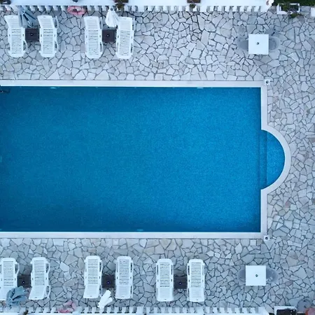 Hotel apartamentowy Myrto